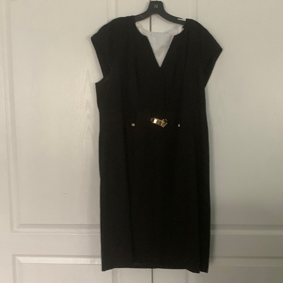 Calvin Klein Belted Shift Dress - Picture 1 of 3